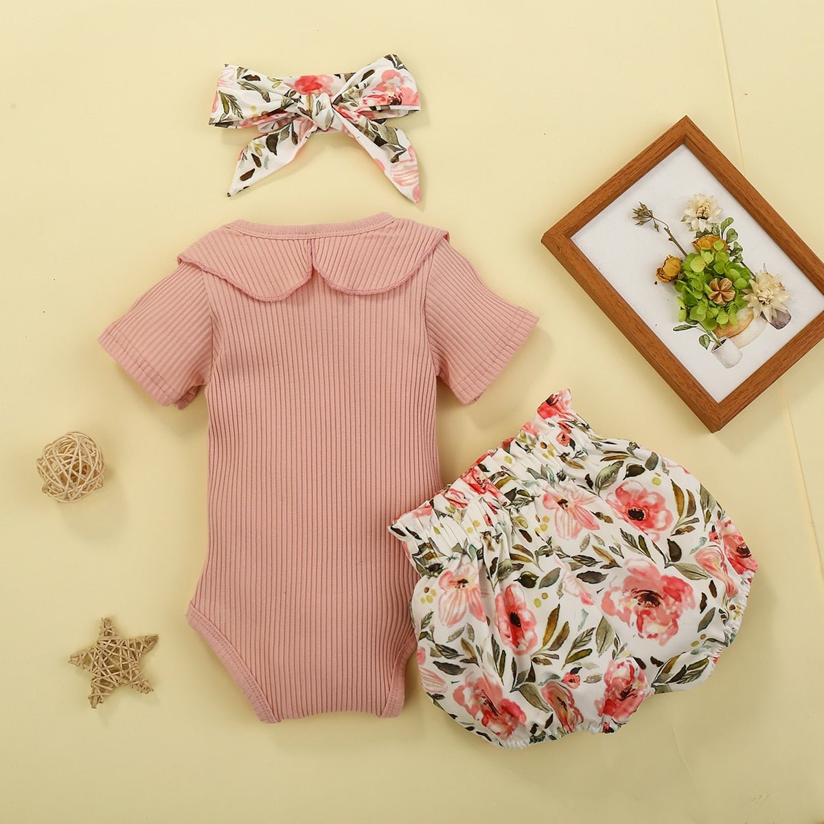 Chic 3-Piece Baby Girl Floral Romper Outfit Set - Kalizeh