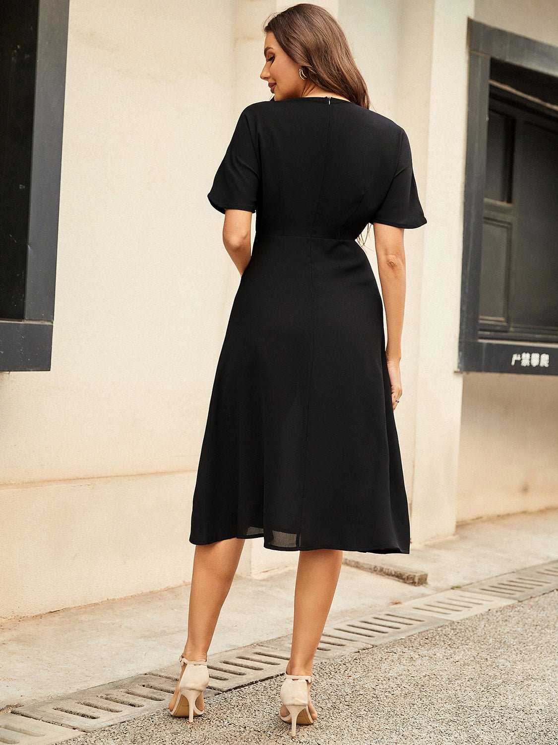 Chic Comfort Midi Dress - Kalizeh