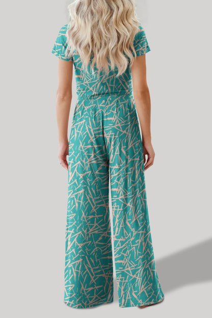 Chic Printed Tee and Pants Set - Kalizeh