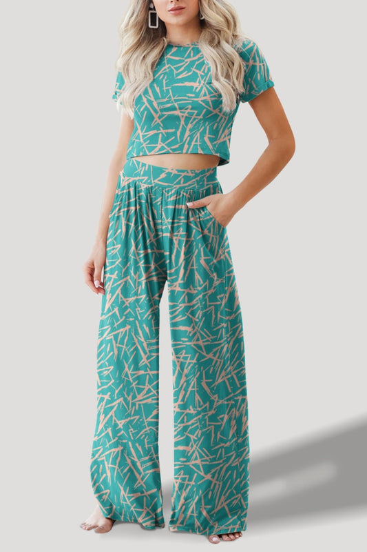 Chic Printed Tee and Pants Set - Kalizeh