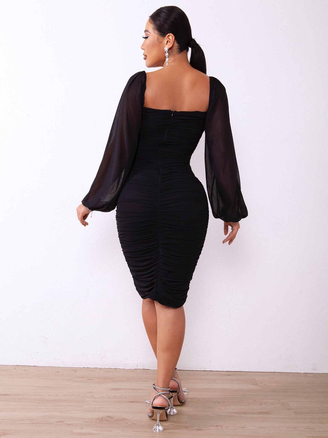 Chic Square Neck Ruched Bodycon Dress - Kalizeh