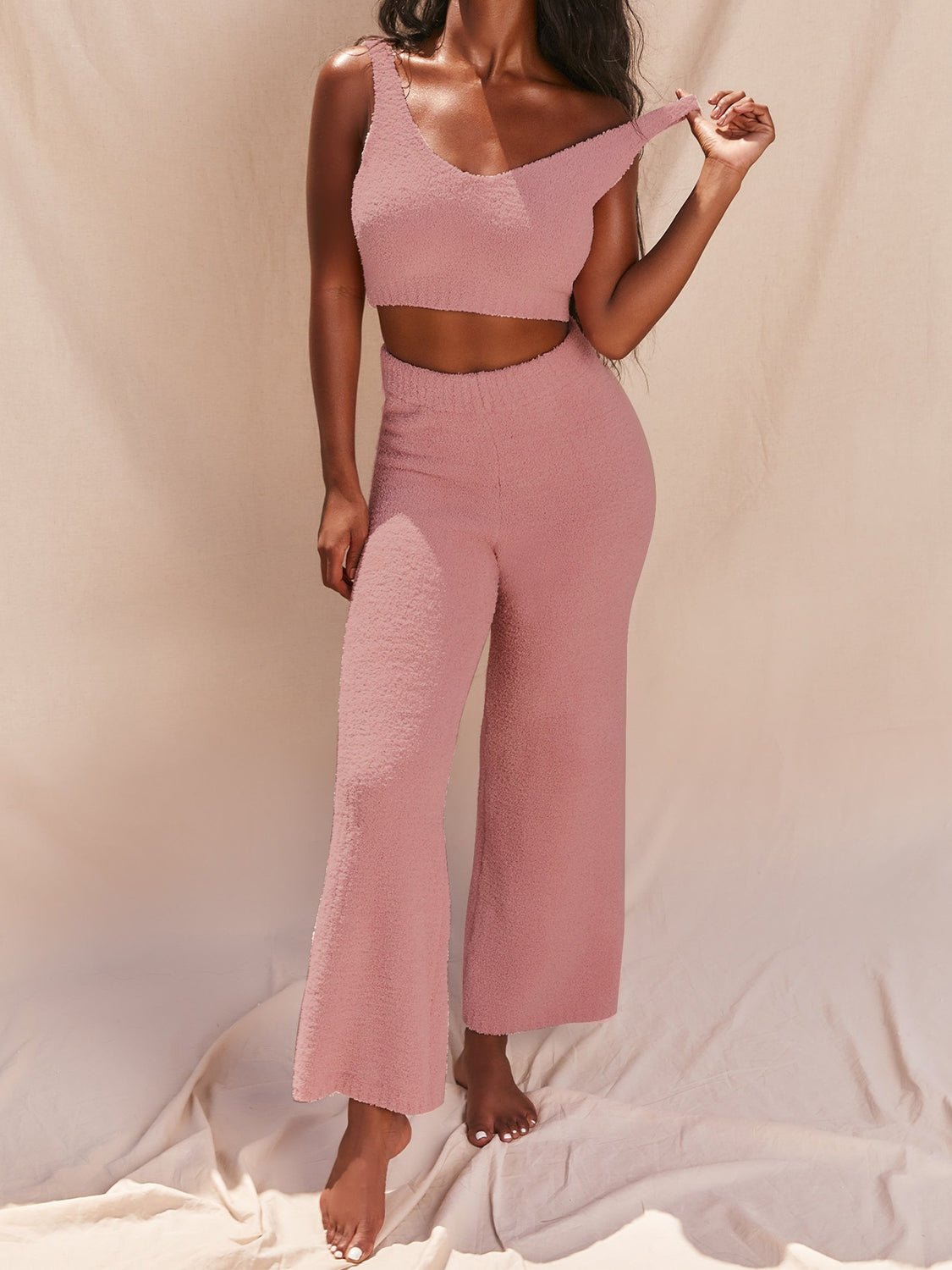 Chic V-Neck Tank and Pants Ensemble - Kalizeh