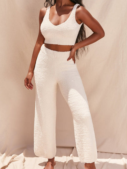 Chic V-Neck Tank and Pants Ensemble - Kalizeh