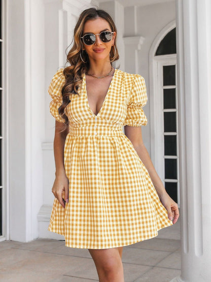 Decorative Button Plaid Short Sleeve Dress - Kalizeh