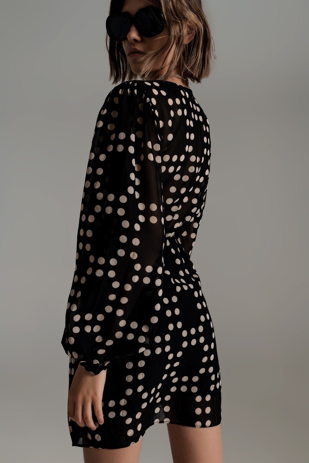 Effortless Elegance: Short Polka-dot Print Dress - Kalizeh