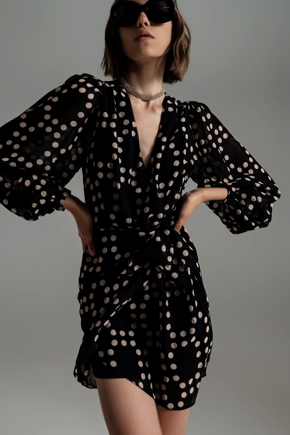 Effortless Elegance: Short Polka-dot Print Dress - Kalizeh