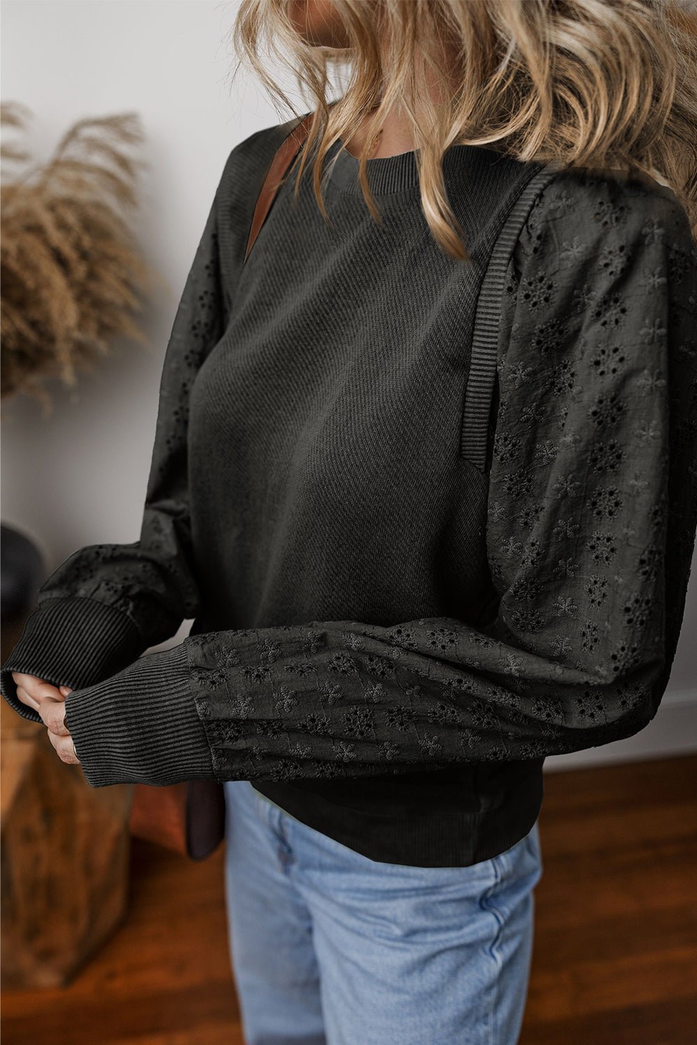 Eyelet Round Neck Long Sleeve Sweatshirt - Kalizeh