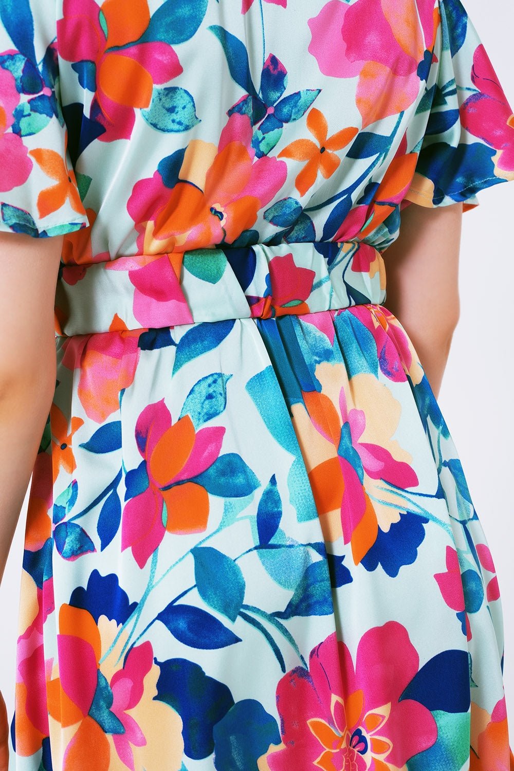 Floral Satin Polo Dress: Effortless Chic - Kalizeh