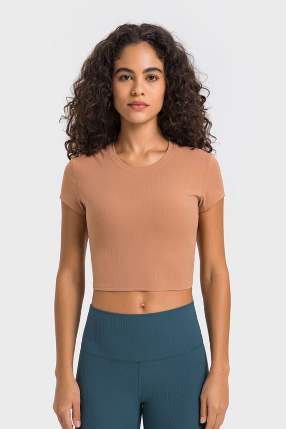 Modern Active Round Neck Cropped Sports T-Shirt - Kalizeh