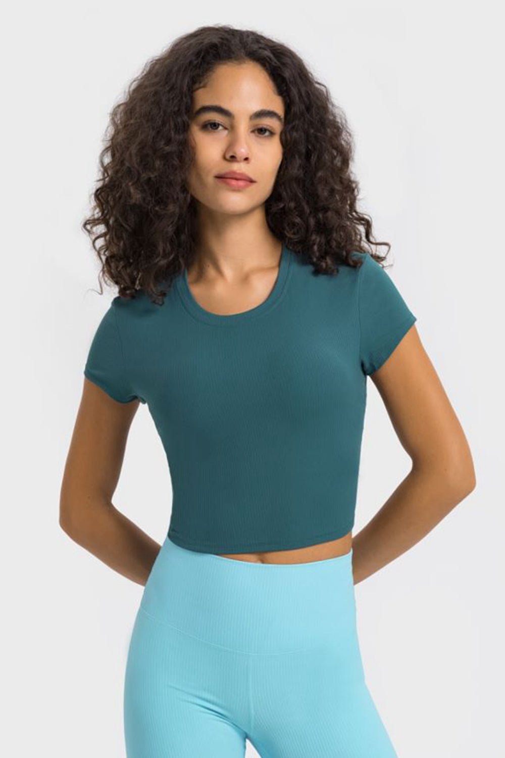 Modern Active Round Neck Cropped Sports T-Shirt - Kalizeh