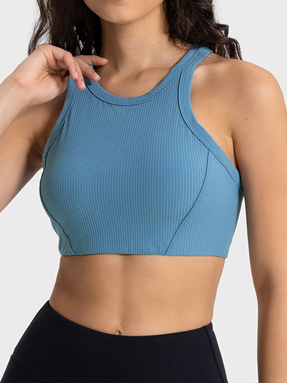 Performance-Driven Wide Strap Cropped Sport Tank - Kalizeh