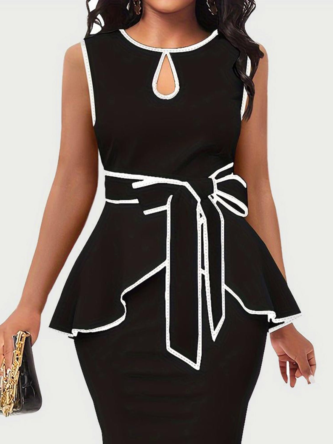 Plus Size Cutout Contrast Sleeveless Dress - Kalizeh