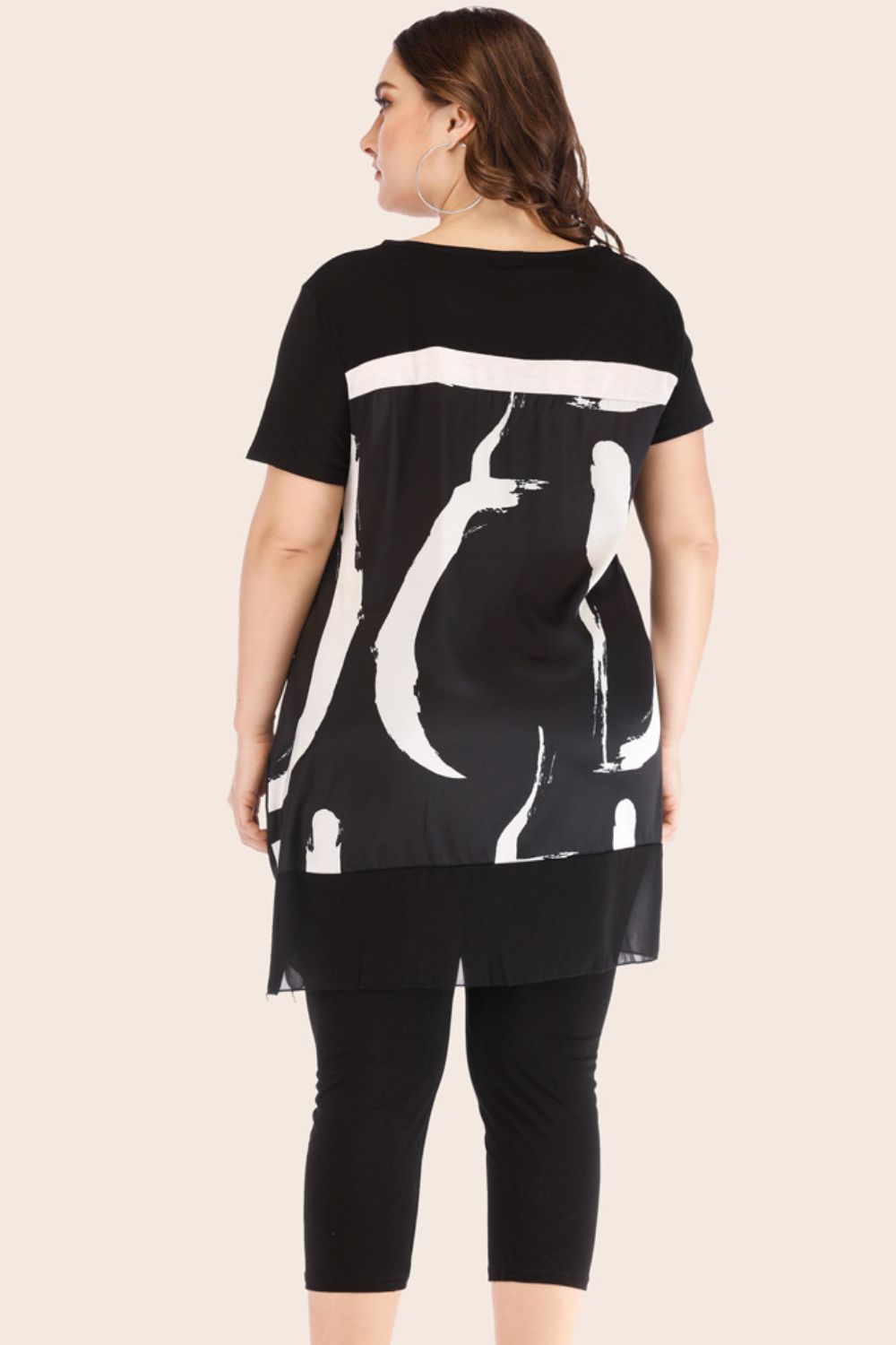 Plus Size Mesh T-Shirt and Cropped Leggings Set - Kalizeh