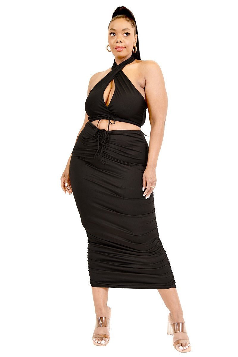 Timeless Black: Plus Size 2 Piece Halter Top Set - Kalizeh